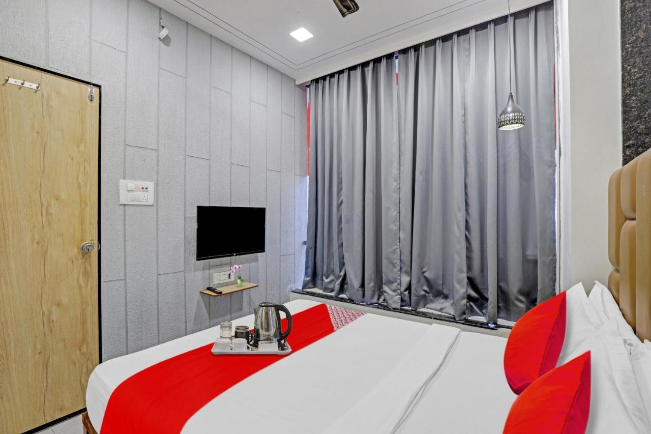 Hotel O Royal Orbit Surat Exteriör bild